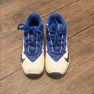 Nike Kids Royal Blue and White Athletic Cleats
